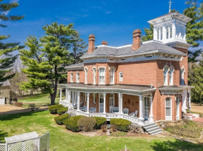Pinehill Inn