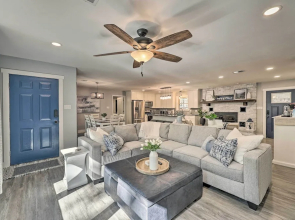 Updated Royal Retreat on 5 Acres: 'hidden Creek'