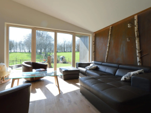 Chic Retreat Near Lake & Fens