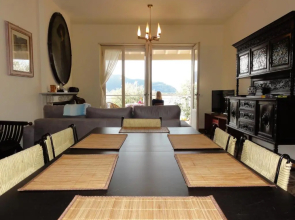 Freddy Holiday House