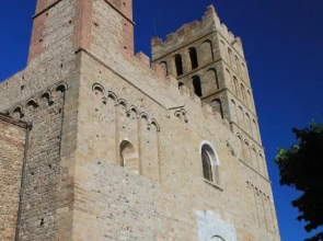 Maison au pied de la cathédrale