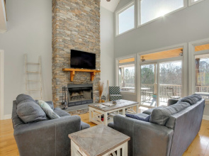 5-acre Hideaway on Pickwick Lake: Great for Groups