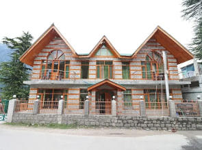 OYO 13711 Home Stay River View Manali