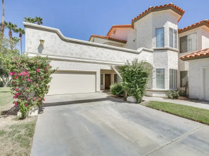 Patio + Pool Access: Stunning Palm Desert Townhome