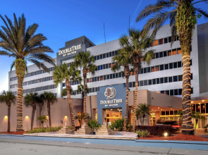 DoubleTree by Hilton Hotel Jacksonville Airport
