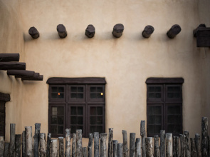 Sagebrush Inn & Suites