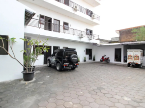 Guesthouse Alfita by RedDoorz
