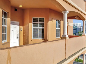 Harborview Grande Condominium