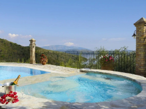 Leonora s House in St Stefanos Bay
