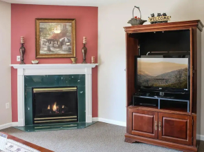 Whispering Pines 513