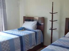 Quartos em casa IN Caxias