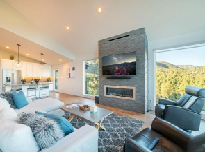 Ruin Hill Kokopeli Pine 4 Bedroom Home by RedAwning