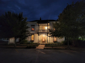 Hawthorne Inn