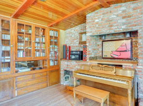 Burney Cottage w/ Game Room: Walk to Town!