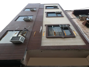 OYO 35497 Hotel Kapoor Residency