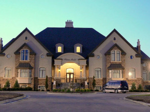 Chateau Avalon Hotel & Spa