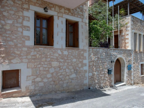 Eftrapelia Provarma Villa