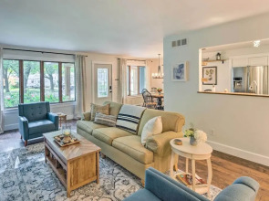 Airy Cottage Close to Rock Lake w/ Fire Pit!