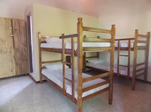 Hostel Pousada Cajueiro