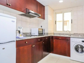 Savoy Crest Hotel Apartments