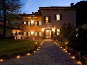 Palazzo Torriani Res. D'epoca Toscana