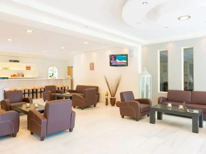 Mikri Vigla Hotel Beach Resort