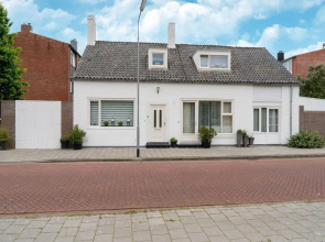 Vlissingen Home Near the Beach
