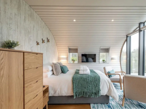 Stunning EcoRetreat Pods in Old Chalford