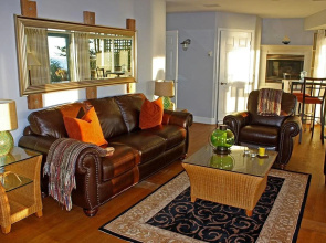 Beachside by the Bay Waterfront Suites