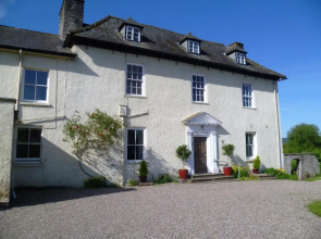 Aberllynfi Riverside Guesthouse