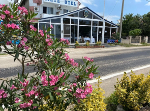 Mete Otel
