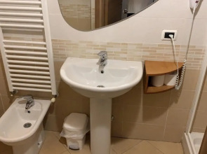 Borghetto Airport - Hospital