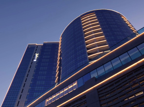 Radisson Blu Hotel, Dubai Waterfront