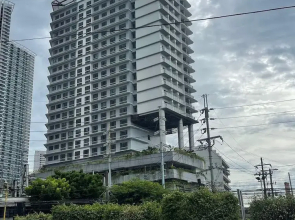 Lush residence Makati City by darpm