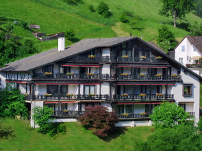Krahenbad Hotel