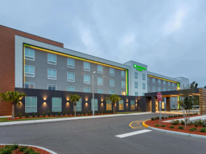 Wyndham Garden Orlando Airport