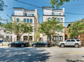 Modern Atlanta Home w/ Balcony: 2 Mi to Downtown!