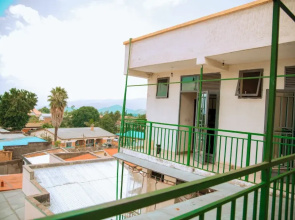 Fidos Guest House