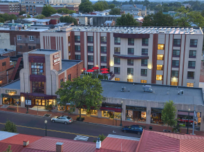 Hotel Warner