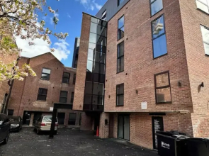 Leeds City Center - 1 Bed - Baby Friendly