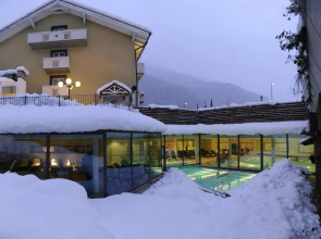 AlpHoliday Dolomiti Wellness