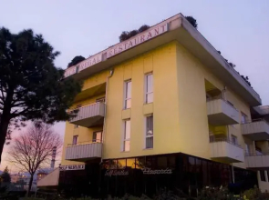 Regal Residence