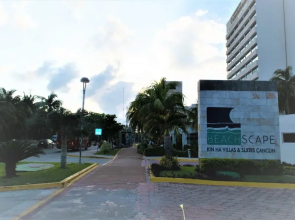 Oceanfront Condo at Voted Best Cancun Sandy Beach