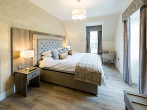 The Stair Arms Hotel