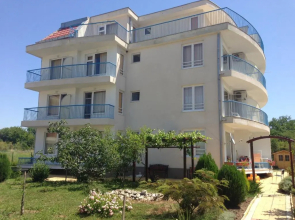 Lilia Guest House