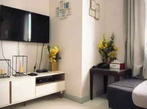 Spacious Central Davao City Getaway - Spacious Apartment With Shared Pool