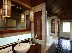 Centara Koh Chang Tropicana Resort