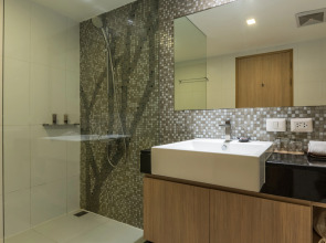 Отель Maitria Sukhumvit 18 Bangkok – A Chatrium Collection