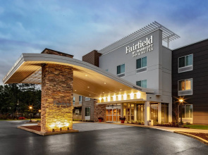 Fairfield Inn & Suites by Marriott Queensbury Glens Falls/Lake George Area