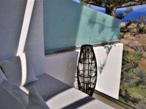 A Lux Villas Santorini